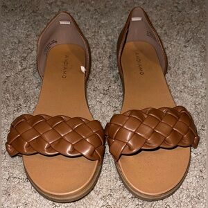 Women’s Sandals